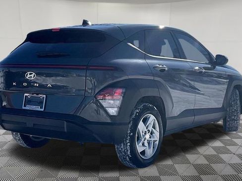 Certified 2025 Hyundai Kona SE image 12