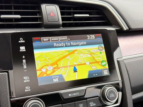 Used 2017 Honda Civic Touring image 23