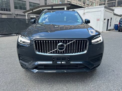 Certified 2022 Volvo XC90 T6 Momentum w/ Climate Package AWD/4WD image 1