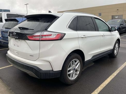 Used 2022 Ford Edge SEL w/ Convenience Package AWD/4WD image 4