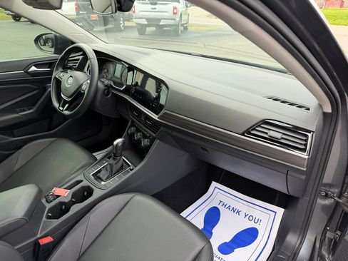 Used 2020 Volkswagen Jetta SEL image 16