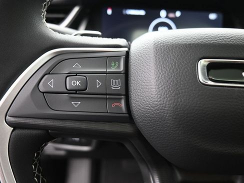 New 2025 Jeep Grand Cherokee Laredo X image 28