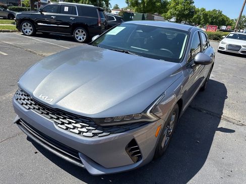 Used 2022 Kia K5 LXS FWD image 1