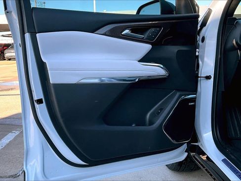 New 2026 Chevrolet Traverse High Country image 11