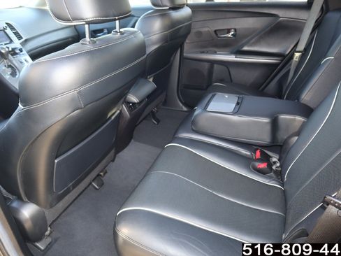 Used 2015 Toyota Venza Limited image 20