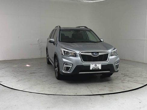 Used 2020 Subaru Forester Touring AWD/4WD image 7