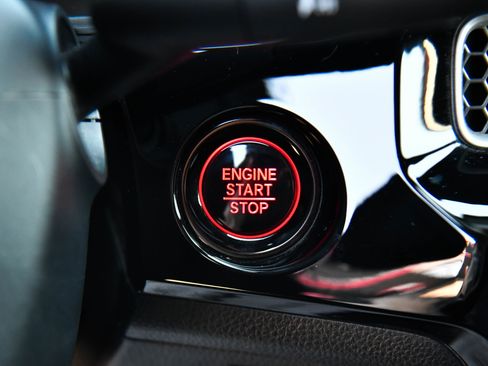 Used 2025 Honda Civic Sport image 26