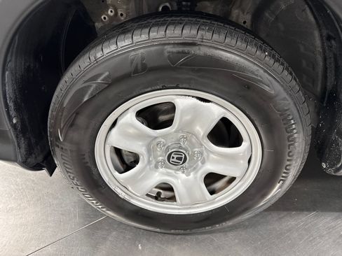 Used 2015 Honda CR-V LX image 2