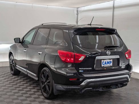 Used 2017 Nissan Pathfinder Platinum w/ Midnight Edition Package image 4