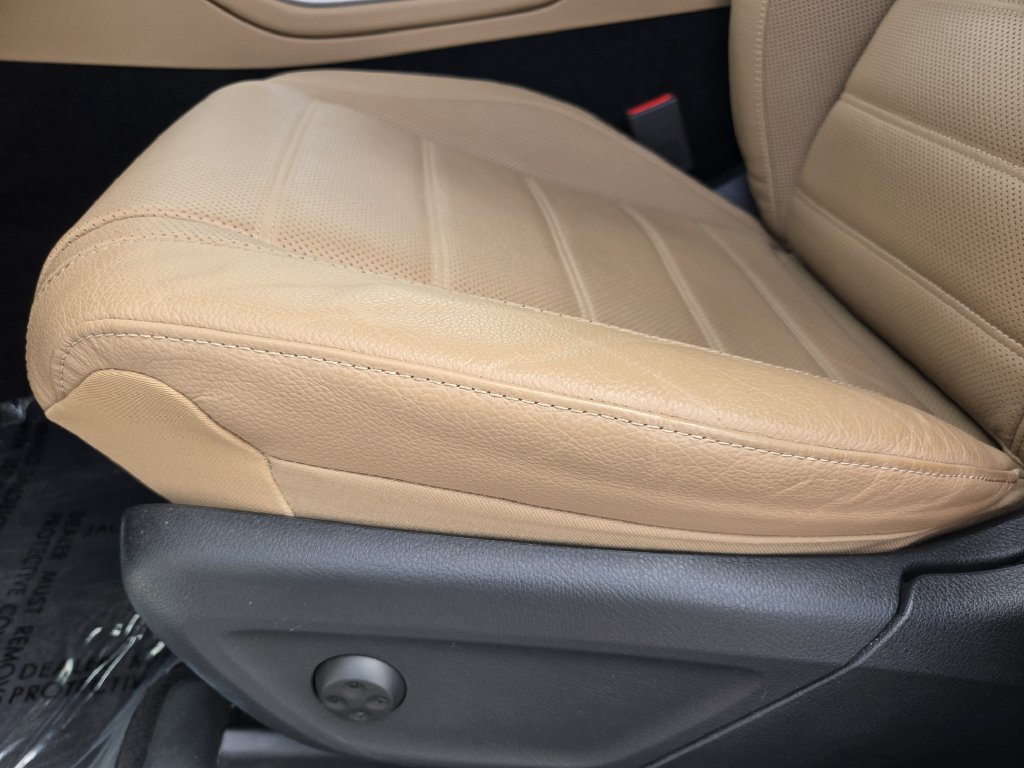Used 2024 Mercedes-Benz GLE 350 4MATIC image 26