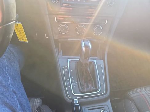 Used 2017 Volkswagen GTI S image 13