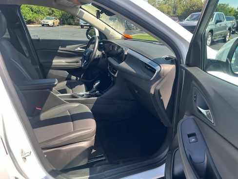 Used 2025 Buick Encore GX Preferred FWD image 10