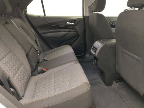 Used 2024 Chevrolet Equinox LT image 19