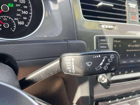 Used 2017 Volkswagen Golf Alltrack AWD/4WD image 26
