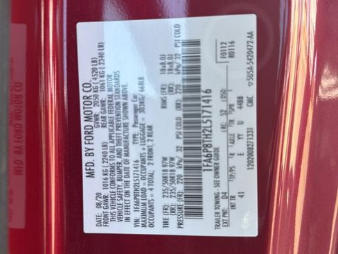 Used 2020 Ford Mustang Premium image 11