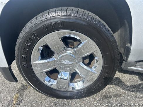 Used 2015 Chevrolet Tahoe LTZ image 12