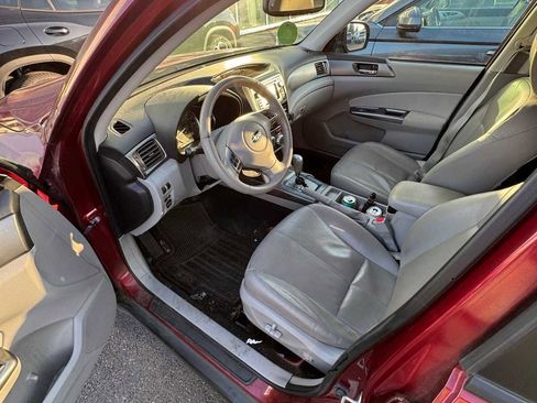 Used 2012 Subaru Forester 2.5X Limited image 2
