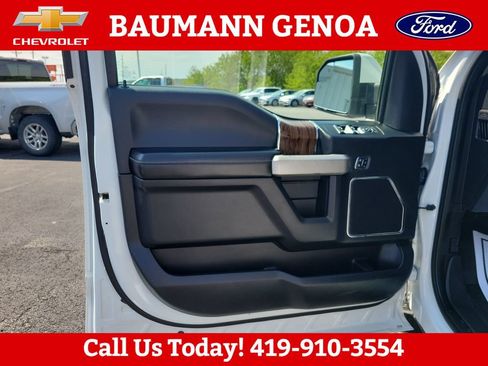 Used 2019 Ford F150 Lariat AWD/4WD image 10