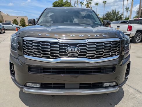 Used 2021 Kia Telluride SX w/ Towing Package FWD image 6