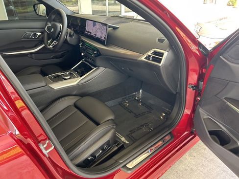 Used 2026 BMW 330i Sedan w/ M Sport Package RWD image 27
