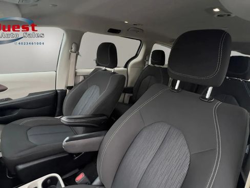 Used 2024 Chrysler Voyager LX FWD image 36