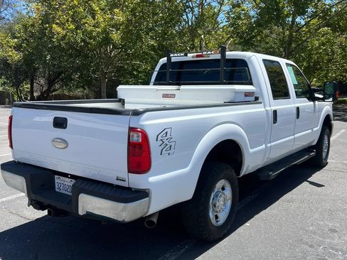 Used 2011 Ford F250 XLT w/ XLT Interior Pkg AWD/4WD image 5