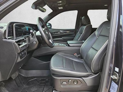 Used 2022 Cadillac Escalade Sport AWD/4WD image 16