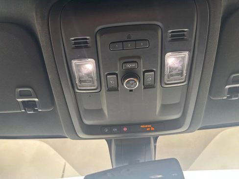 Used 2021 Chevrolet Tahoe RST w/ Luxury Package RWD image 31