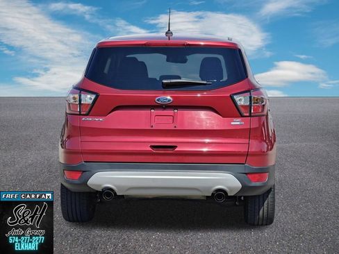 Used 2017 Ford Escape SE AWD/4WD image 14