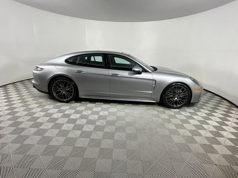 Used 2022 Porsche Panamera Platinum Edition image 5