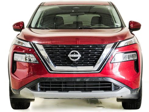 Used 2023 Nissan Rogue SV FWD image 2