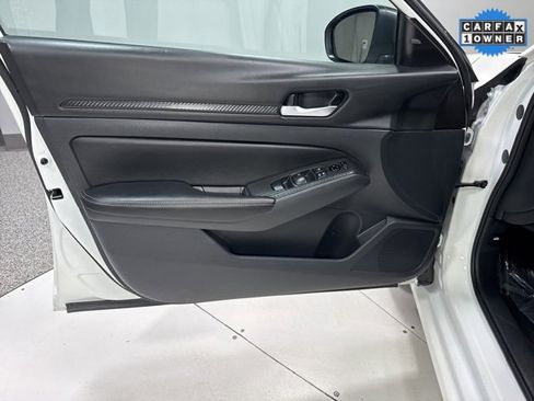 Used 2025 Nissan Altima 2.5 SV image 7