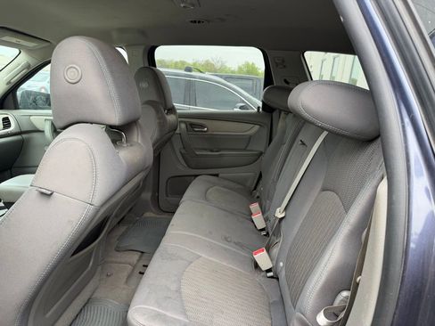 Used 2014 Chevrolet Traverse LS FWD image 6