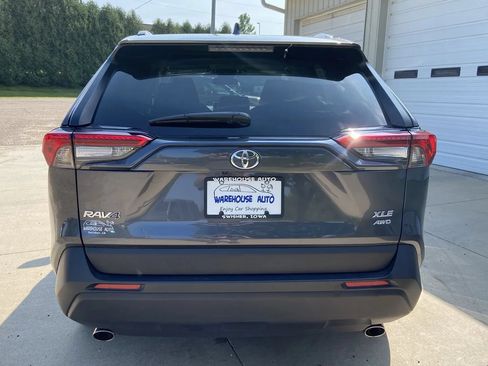 Used 2025 Toyota RAV4 XLE AWD/4WD image 6