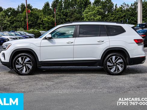 Used 2025 Volkswagen Atlas SE FWD image 9