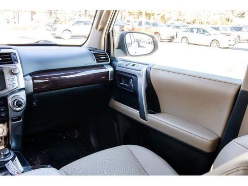 Used 2019 Toyota 4Runner Limited image 15