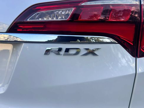Used 2016 Acura RDX FWD w/ Technology Package image 5