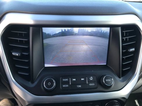 Used 2019 GMC Acadia SLT image 25