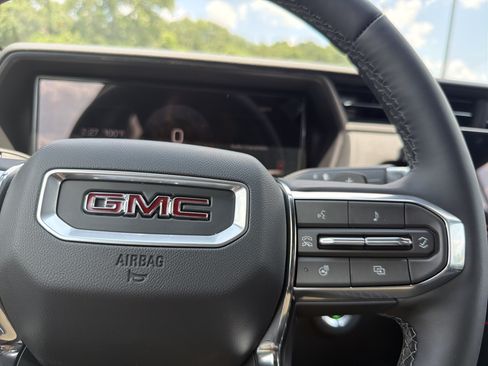 New 2026 GMC Terrain Elevation w/ LPO, Floor Liner Package FWD image 28