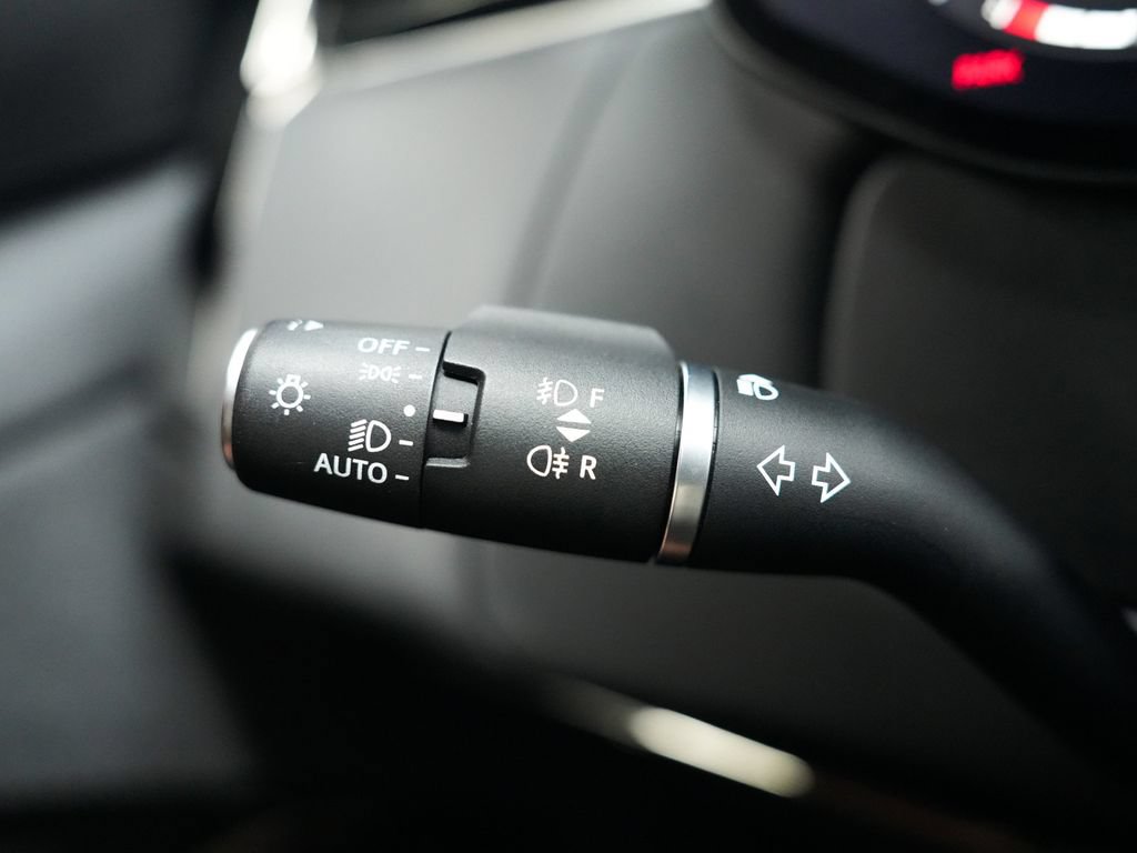 Used 2024 Land Rover Range Rover Sport SE AWD/4WD image 21