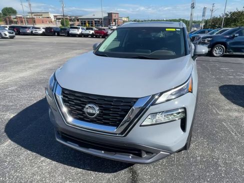 Used 2023 Nissan Rogue SL w/ SL Premium Package AWD/4WD image 4
