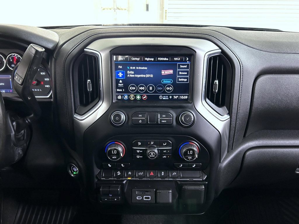 Certified 2021 Chevrolet Silverado 1500 LT w/ Z71 Off-Road Package AWD/4WD image 13