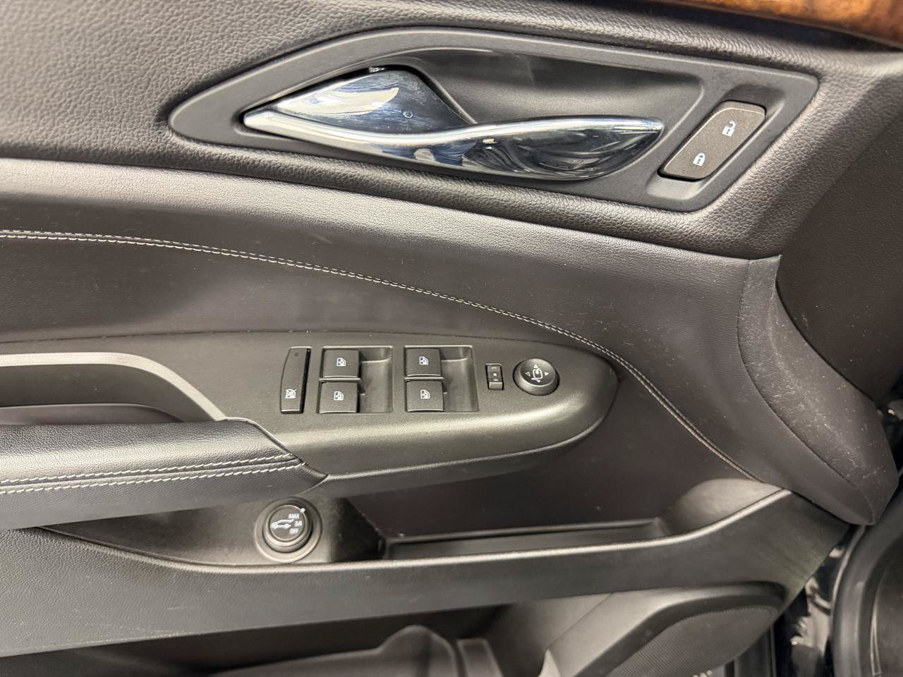 Used 2012 Cadillac SRX Premium FWD image 6