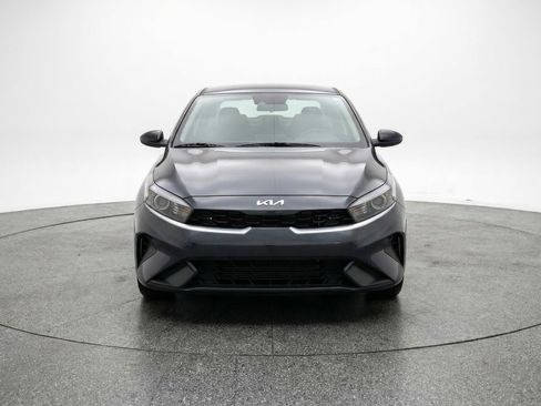 Used 2024 Kia Forte LXS FWD image 2
