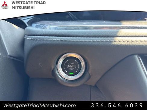 Used 2025 Chevrolet Suburban Z71 AWD/4WD image 13