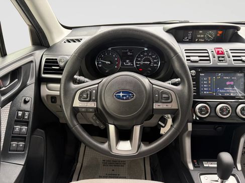 Used 2018 Subaru Forester 2.5i Premium AWD/4WD image 28