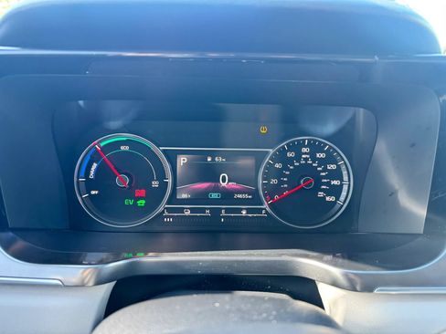 Used 2023 Kia Sorento EX w/ Panoramic Sunroof Package FWD image 13