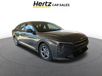 Used 2025 Kia K4 LXS video 1