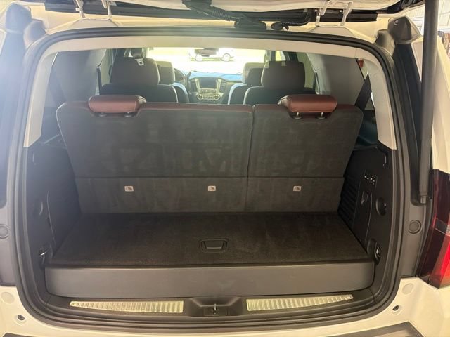 Used 2019 Chevrolet Tahoe Premier w/ Premier Plus Edition AWD/4WD image 34