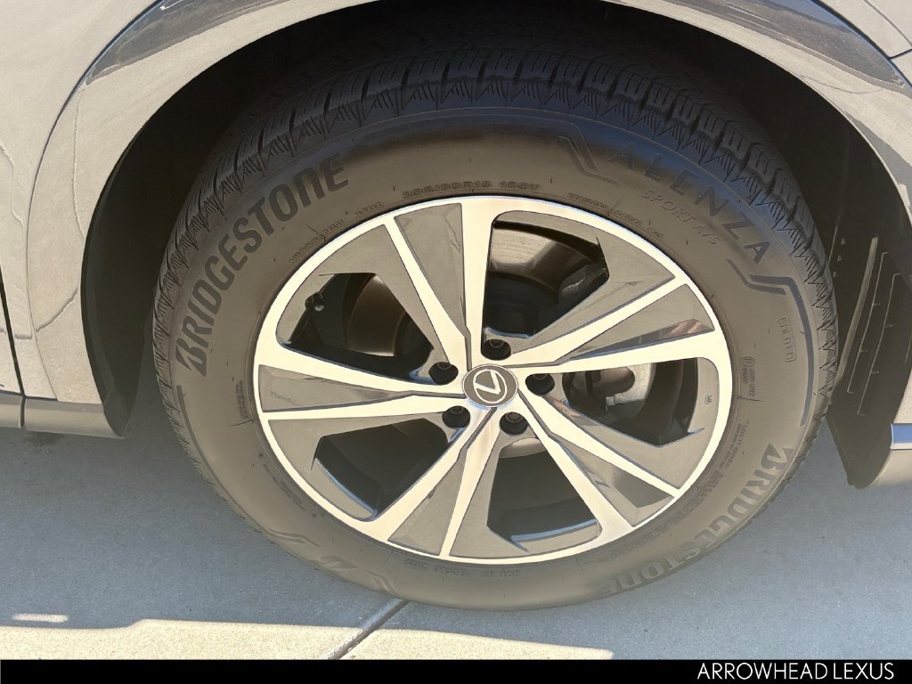 Used 2025 Lexus RX 350 Premium w/ Accessory Package FWD image 9